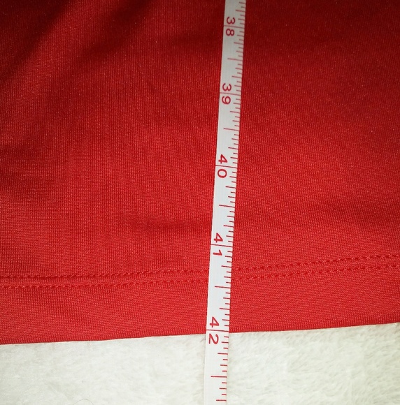 Red fitted knotted medium dress. - Picture 5 of 5